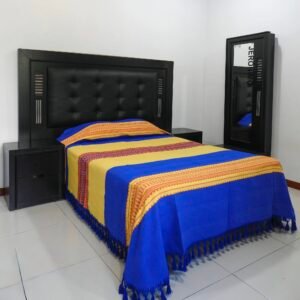 Colcha Artesanal Azul, Amarillo y Naranja – Disponible en 4 tamaños