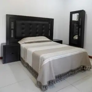 Colcha Artesanal Ceniza con Natural – Disponible en 4 tamaños