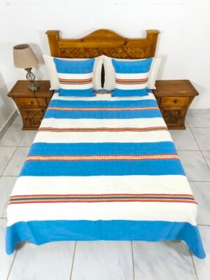 Juego de Colcha Artesanal con Cojines y Fundas – Algodón Turquesa con Natural Cabeceritas de Colores.
